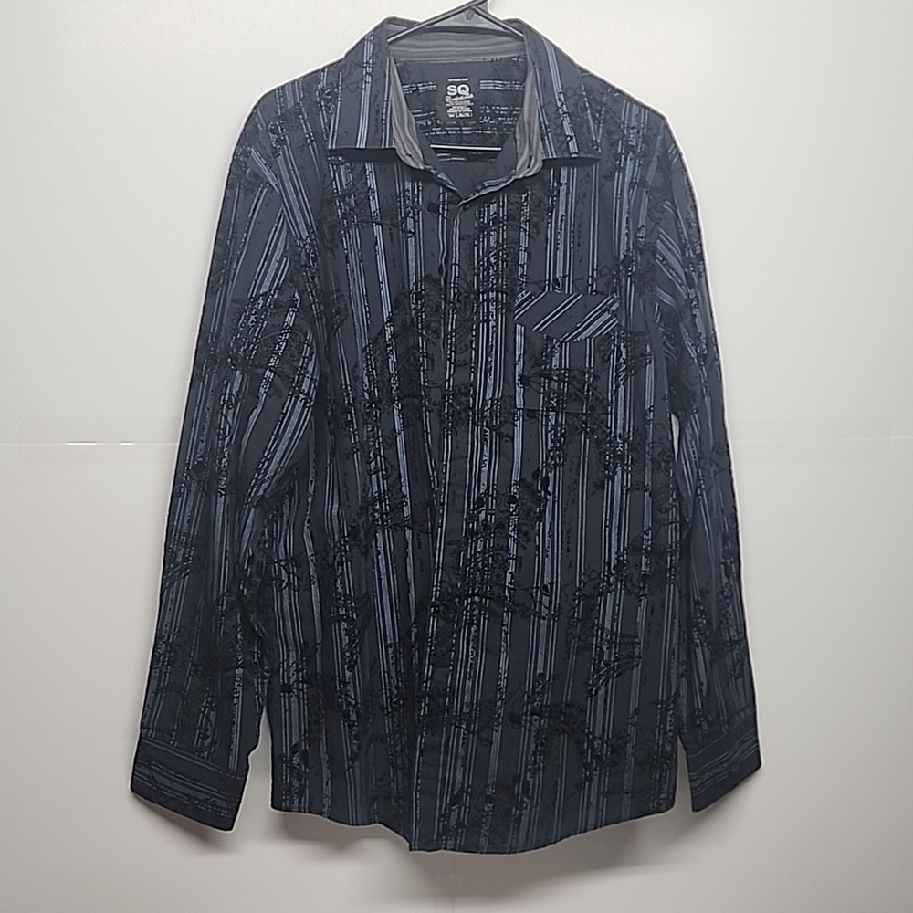 SQ mens sz XL blue w black floral inlay striped button down, long sleeve shirt.